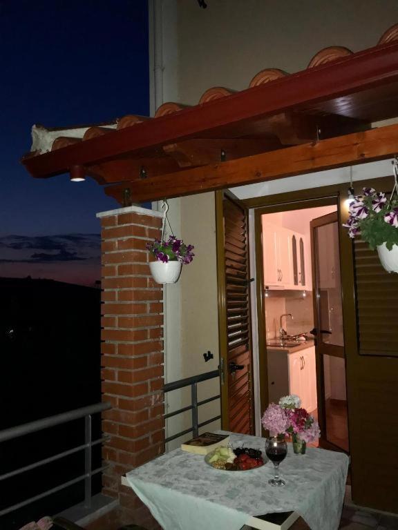 Arlind'S Apartaments Vlore Ngoại thất bức ảnh