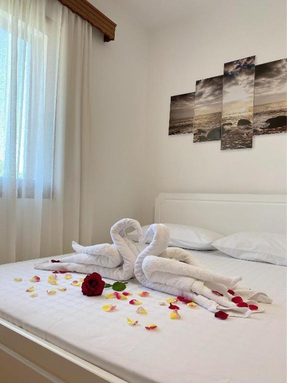 Arlind'S Apartaments Vlore Ngoại thất bức ảnh