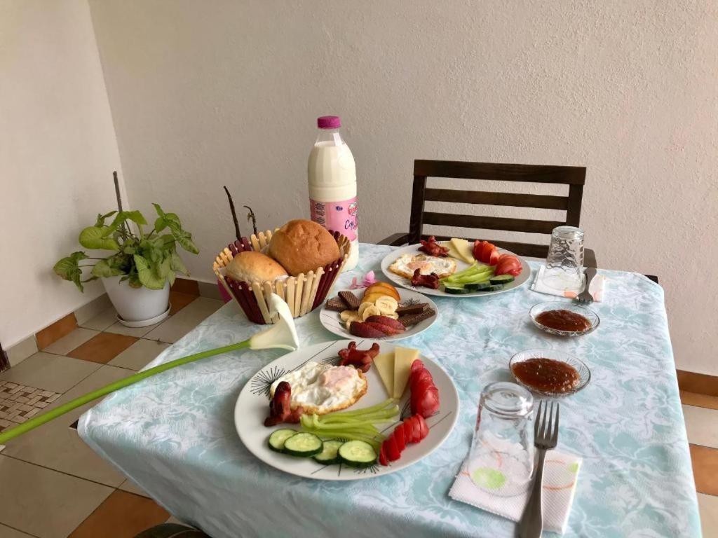 Arlind'S Apartaments Vlore Ngoại thất bức ảnh