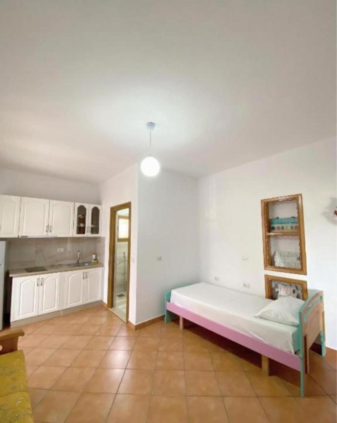 Arlind'S Apartaments Vlore Ngoại thất bức ảnh