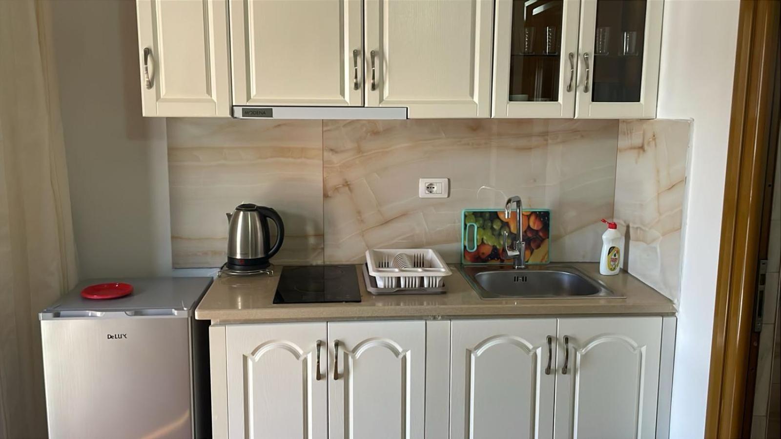 Arlind'S Apartaments Vlore Ngoại thất bức ảnh