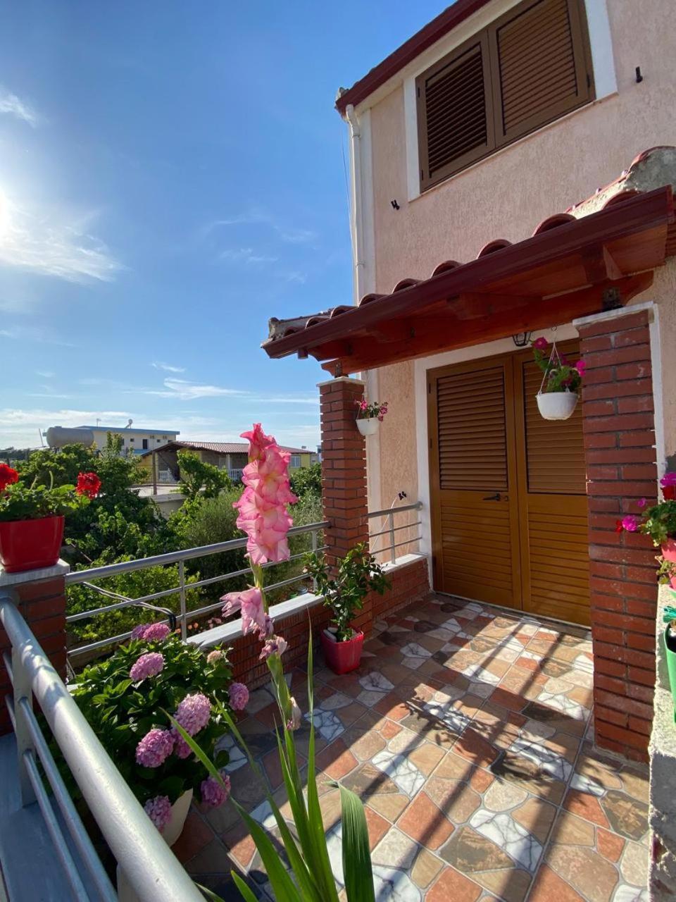 Arlind'S Apartaments Vlore Ngoại thất bức ảnh